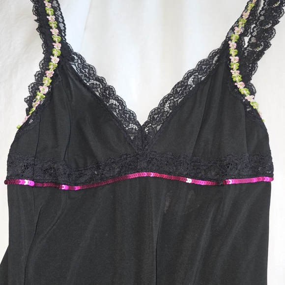 Dolce & Gabbana Black Chemise/Dredd with Pink Accents - Picture 2 of 9